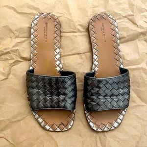 Bottega Veneta slide sandals